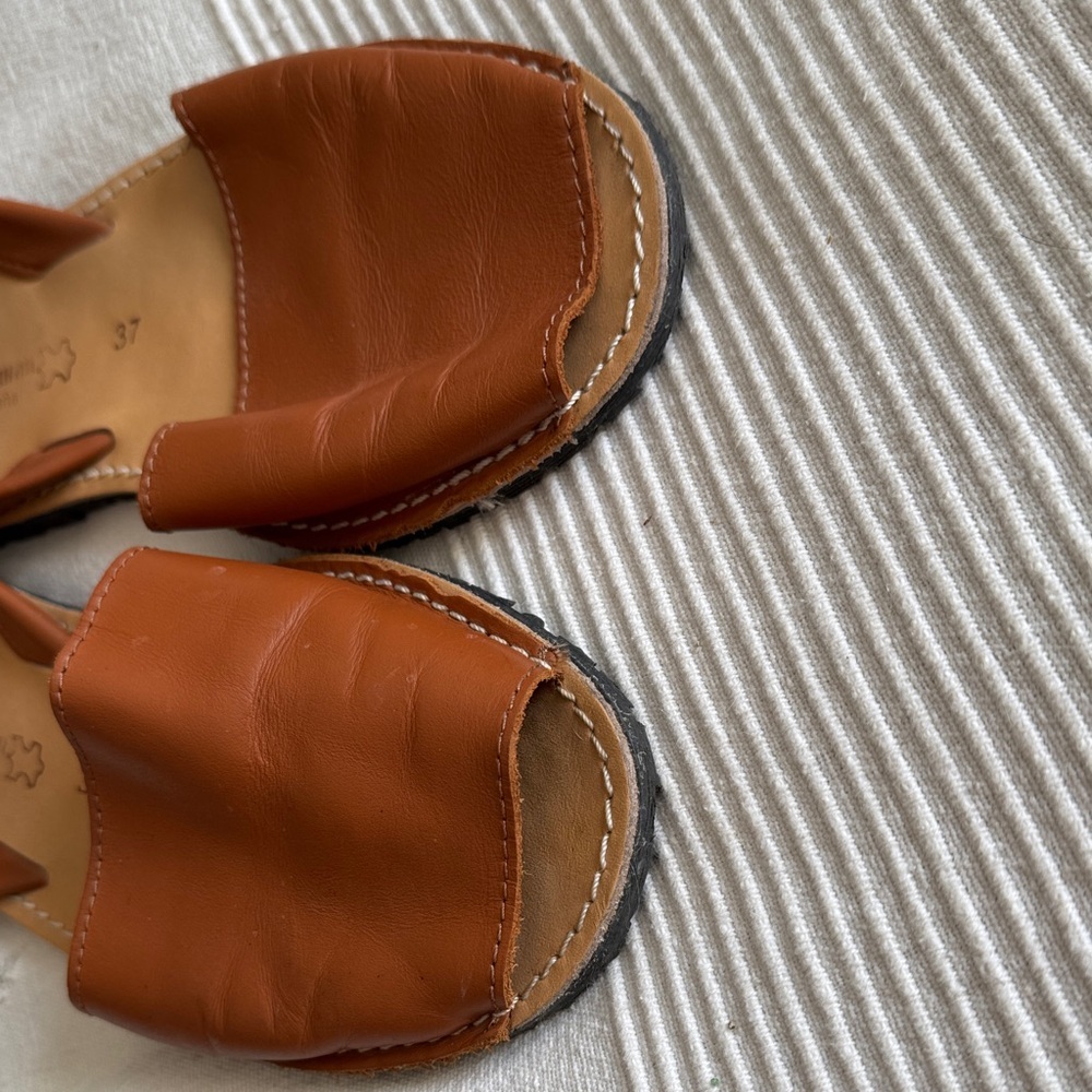 Menorquina Huran Leather Slingback Sandals Size 37 - Picture 6 of 6
